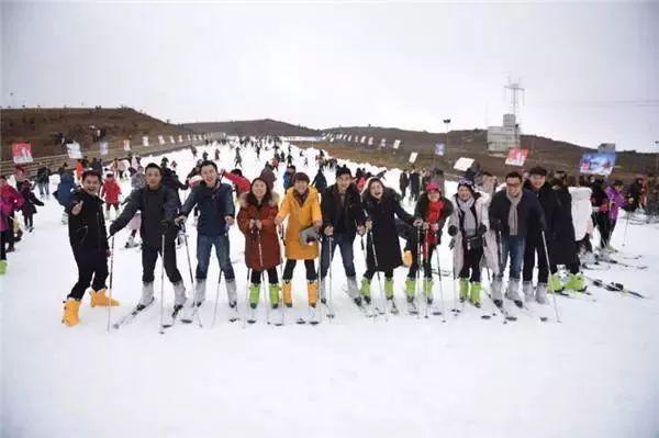 小型滑雪場(chǎng)投資多少錢