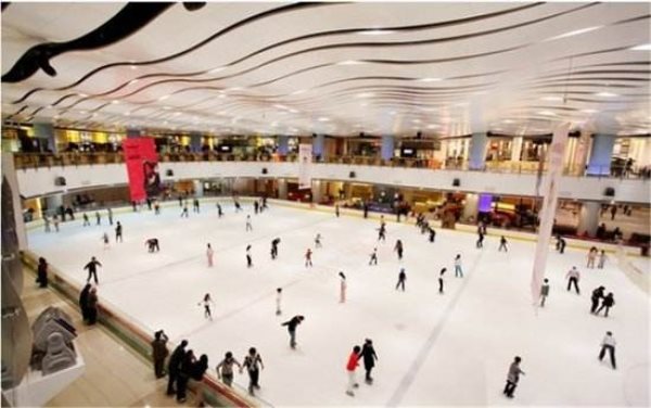 深圳的滑冰場 深圳的滑冰場